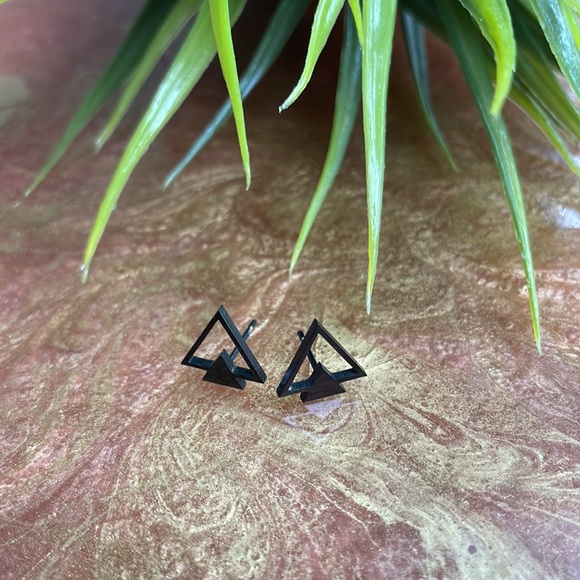 Black Geometric Double Triangle Earrings. Brand new. - Picture 4 of 5